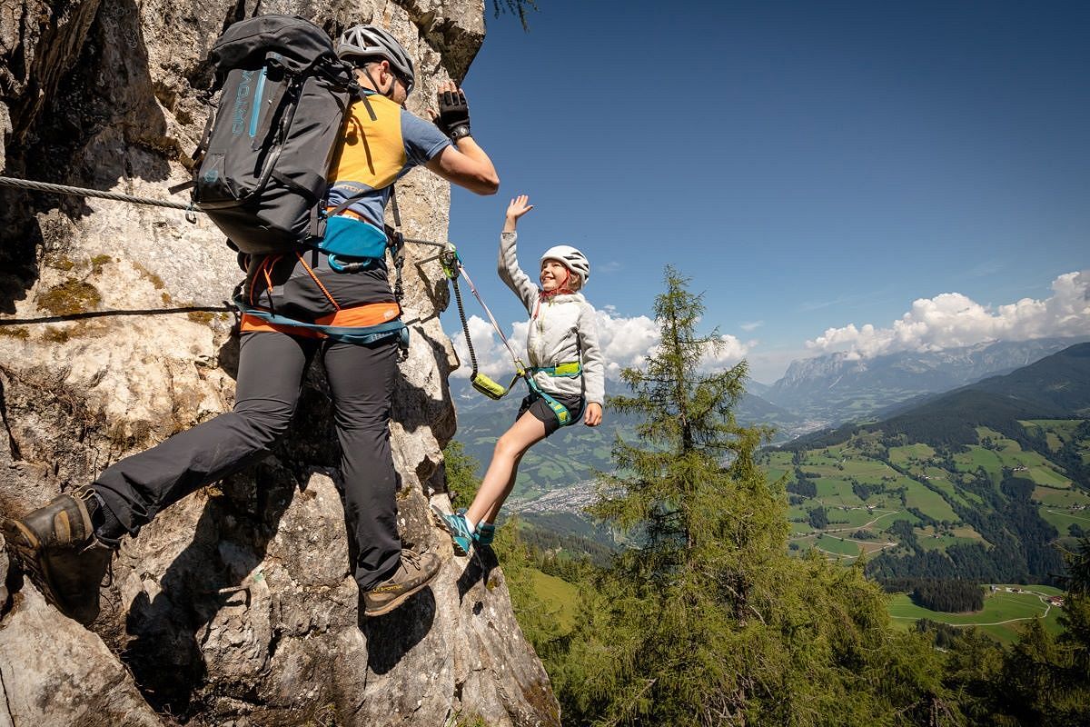 Alomejor Professionelle Klettern Seilzug Seilrolle 30KN Laufkatze Herzform für Klettersteige im Freien 
